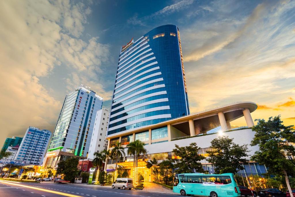 Muong Thanh Grand Ha Long Hotel – Ha Long Bay
